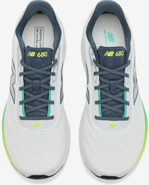 NEW BALANCE Espuma fresca 680 V9 de los hombres