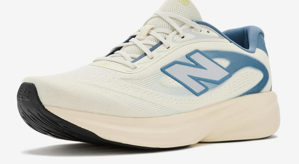 NEW BALANCE Espuma fresca 680 V9 de los hombres