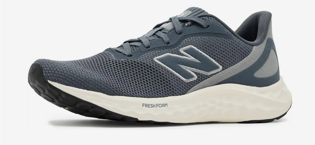 NEW BALANCE  Espuma fresca Arishi v4