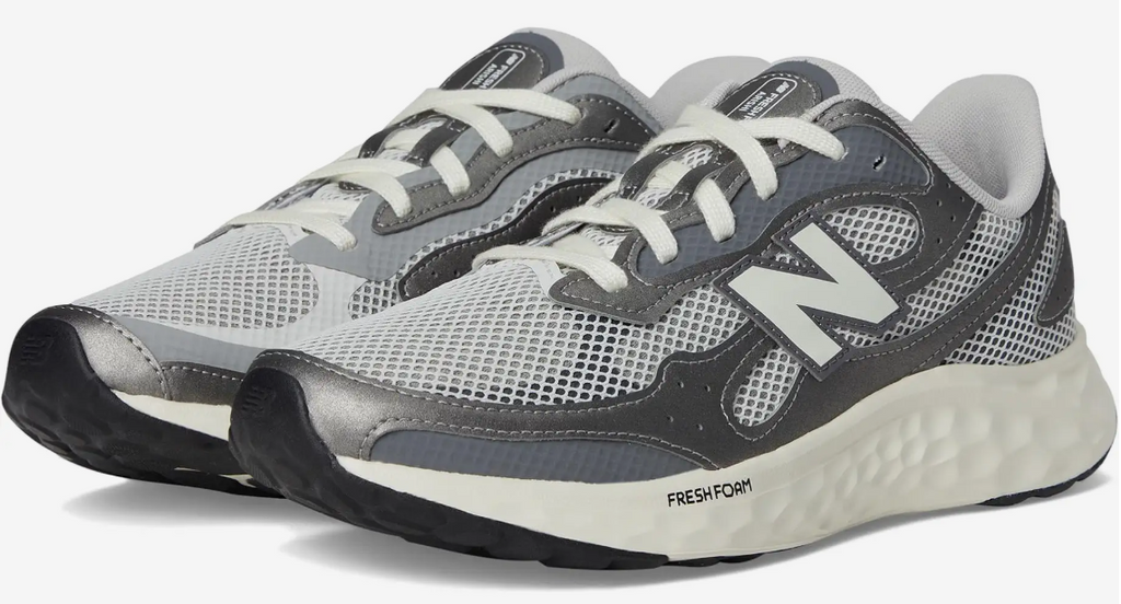 NEW BALANCE  Espuma fresca Arishi v4